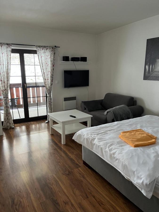 Apartman Viktoria 5 Ruzomberok Exterior foto